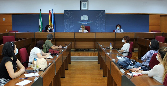 La Mesa por las Familias de Motril planifica sus líneas de actuación para la fase de recuperación económica y social