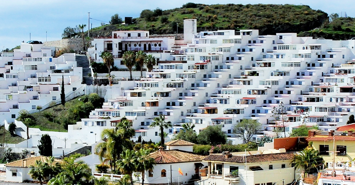 PSOE: “Nuestra moción del barrio de Los Marinos se aprueba, pero la abstención cobarde del PP y Más  Almuñécar la deja en punto&nbsp;muerto”